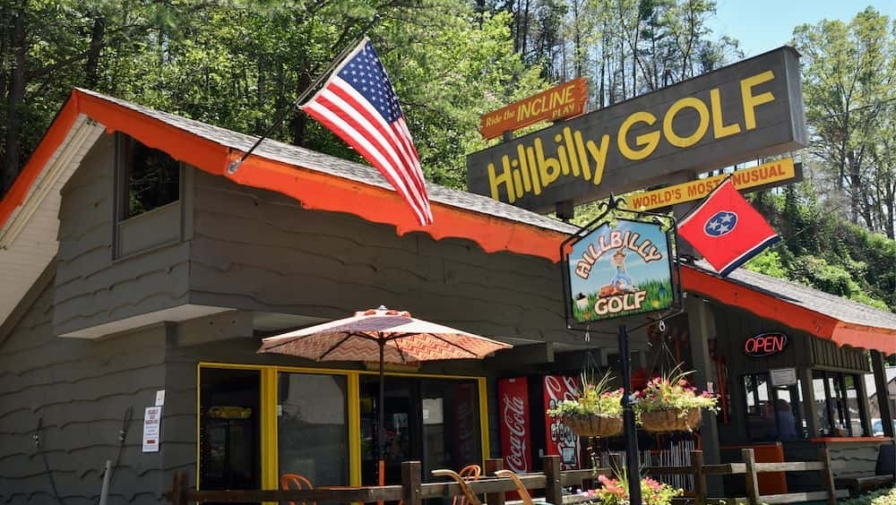 Top 4 Places to Play Mini Golf in Gatlinburg, TN